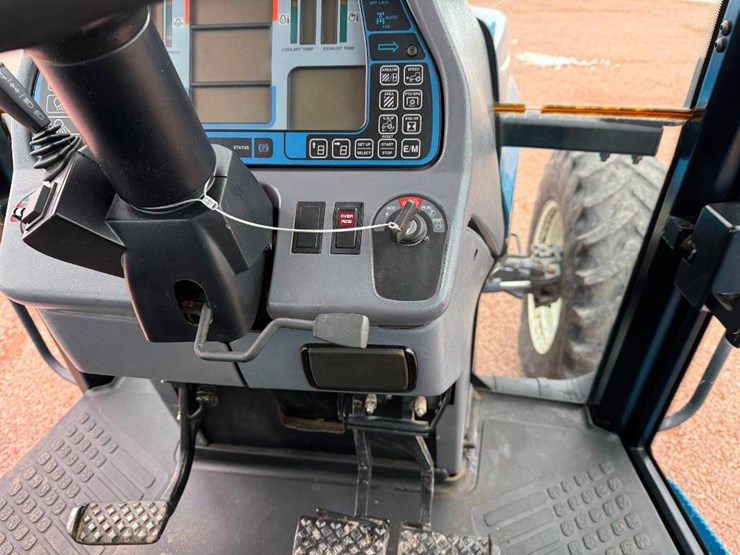 new-holland-8770-image-53