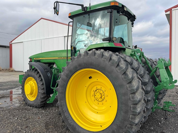 1995-john-deere-8200-image-5