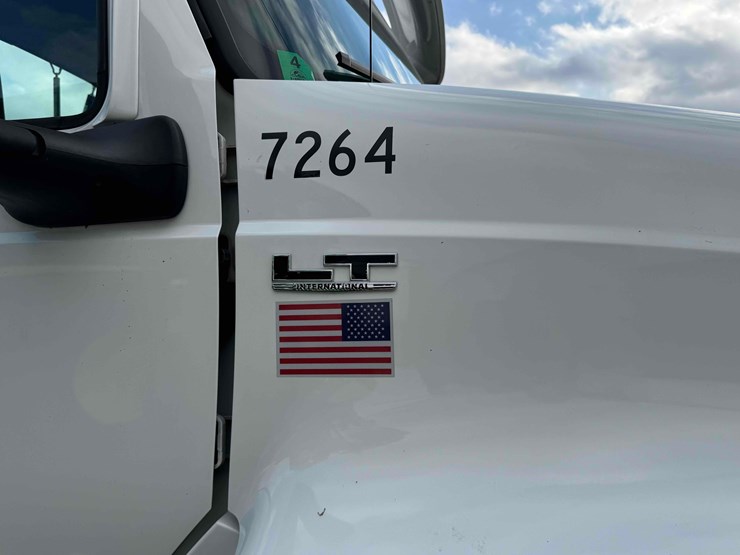 2020-international-prostar-image-10