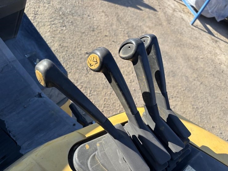 2000-yale-2000-image-24