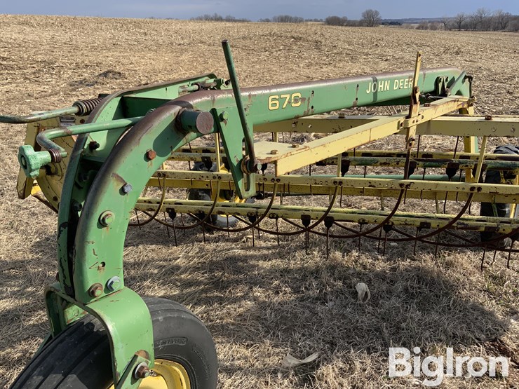 john-deere-670-image-10