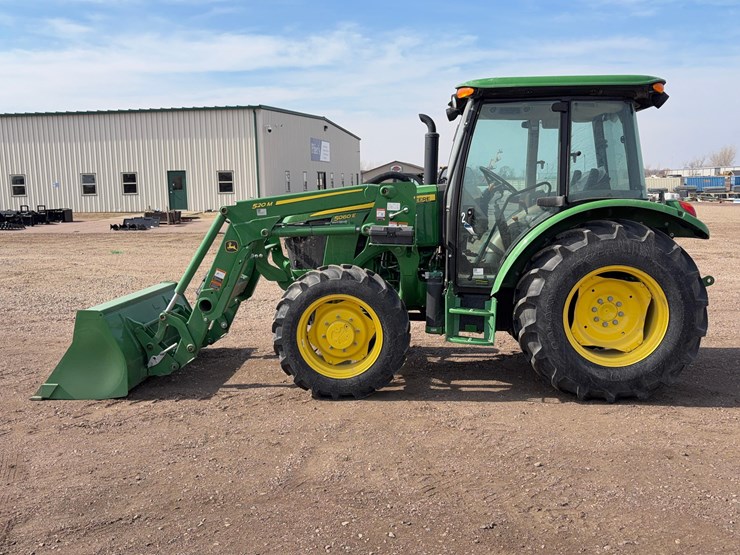2023-john-deere-5060e-image-7