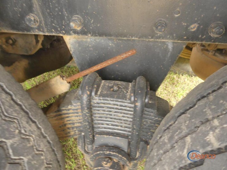 1981-mack-r686st-image-5