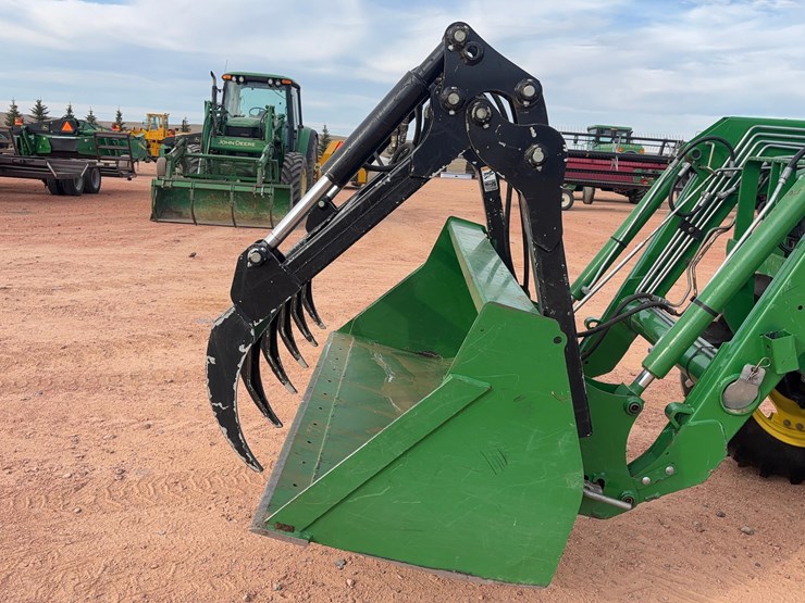 2009-john-deere-5083e-image-16