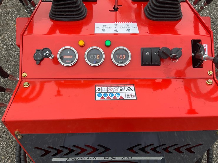 #1013-•-unused-2025-zjz-380-mini-skid-steer-loader-image-13