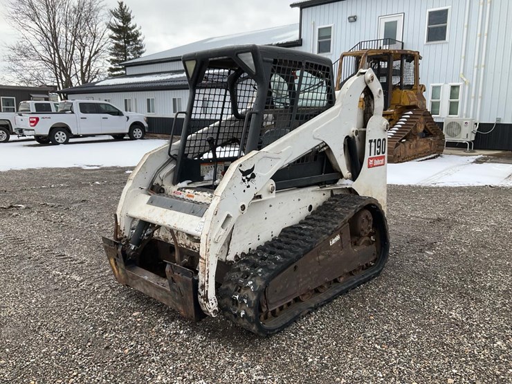 2007-bobcat-t190-image-1