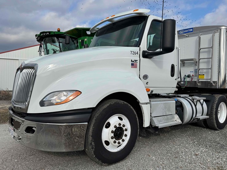 2020-international-prostar-image-1