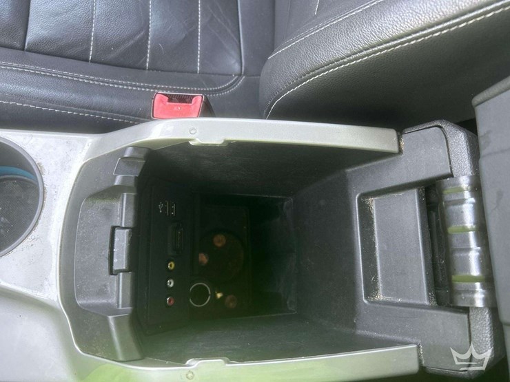 2013-ford-escape-image-19