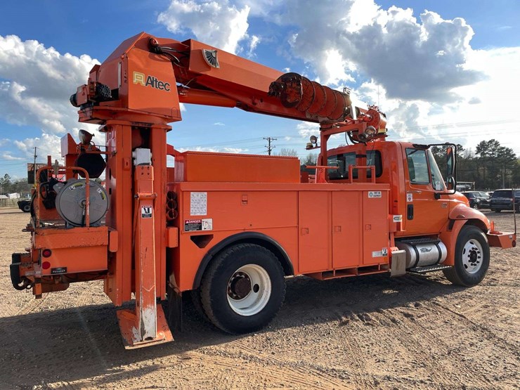 2007-international-durastar-4300-image-3