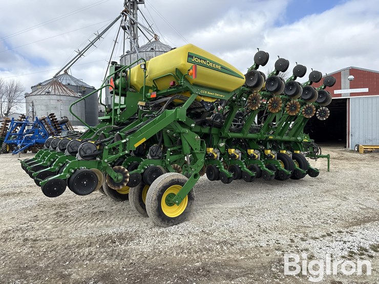 john-deere-1790-image-5