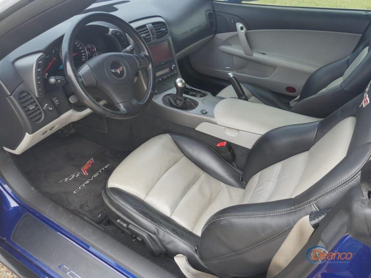 2007-chevy-corvette-convertible,-s/n-1g1yy36u175107944:-soft-top,-ls2-6.2l-gas-eng.,-6-sp.-manual,-103k-mi.-image-7