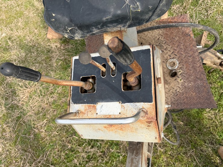 #41030-•-long-3pt-backhoe-attachment-352-image-25