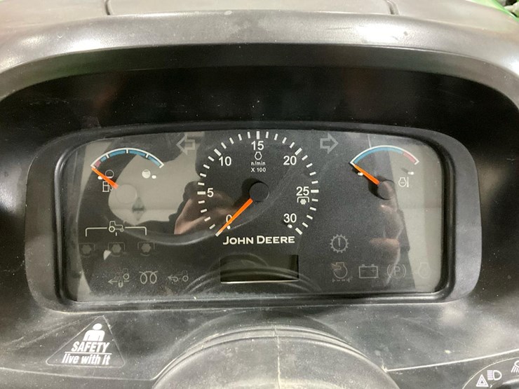 2010-john-deere-3520-image-61