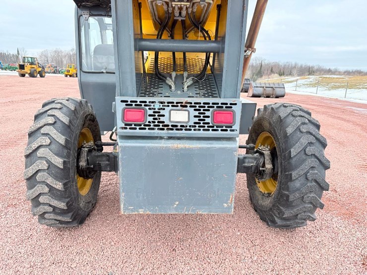 2014-gehl-rs10-55-image-16