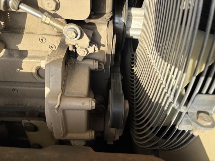 2008-ingersoll-rand-p185-image-31