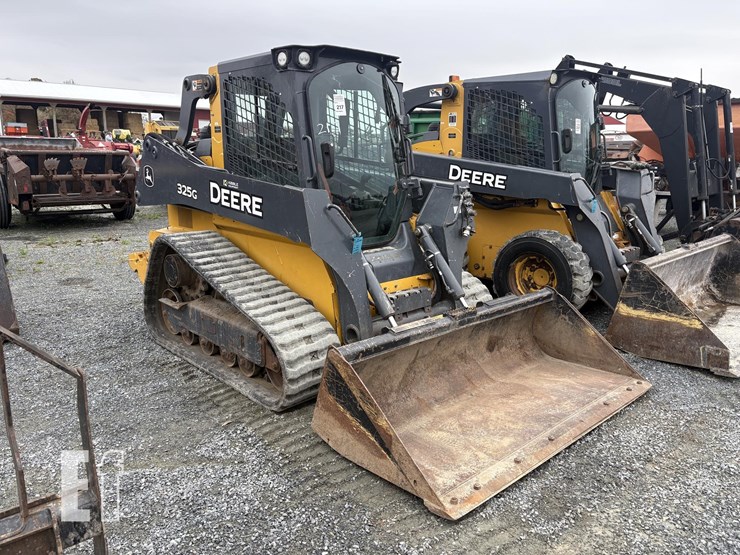 deere-325g-image-1