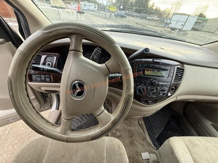 2000-mazda-mpv-image-23