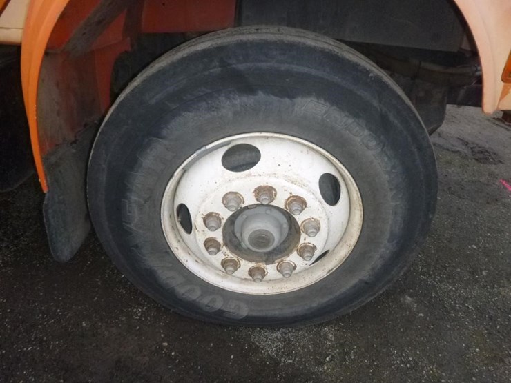 1995-international-4900-image-31