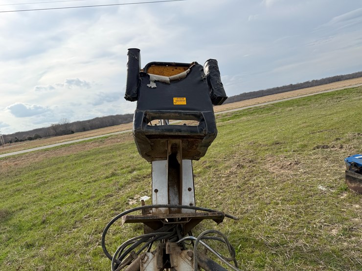 #41030-•-long-3pt-backhoe-attachment-352-image-13