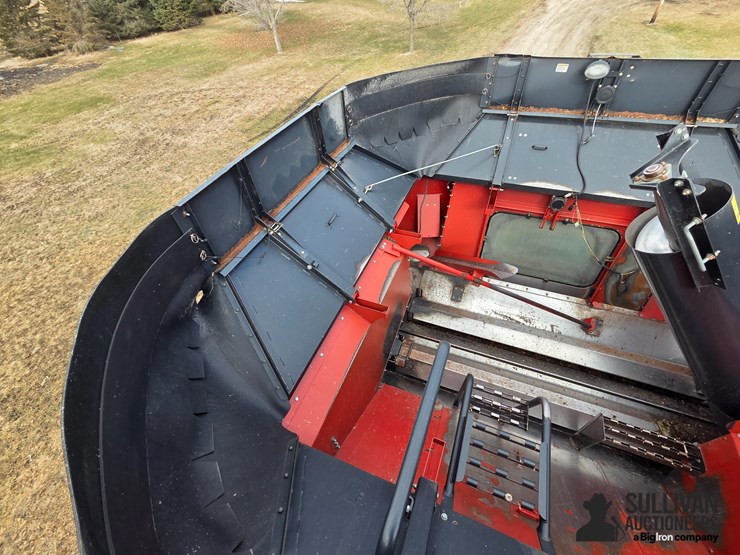 2010-case-ih-7120-image-19