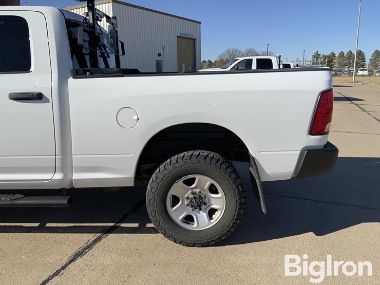 2017-dodge-2500-image-9