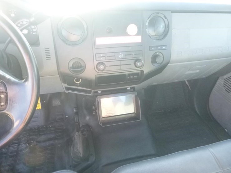 2012-ford-f650-image-11