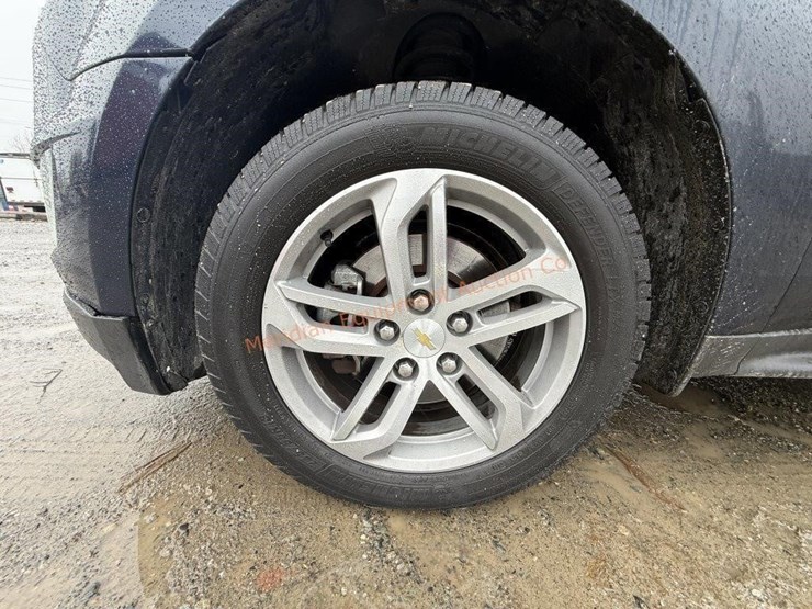 2016-chevrolet-equinox-image-17