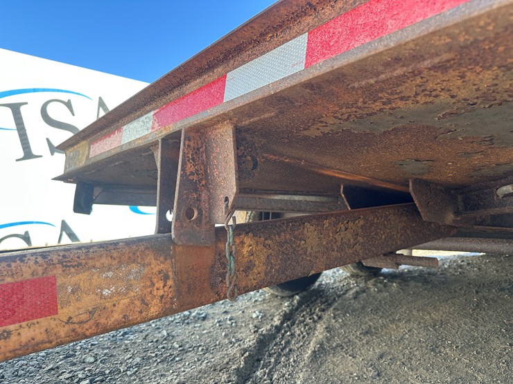 case-maxi-sneaker-image-77