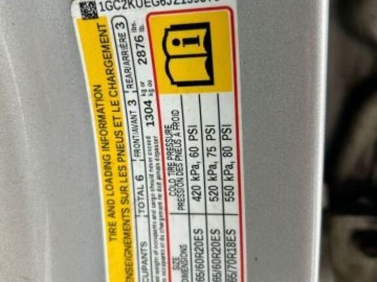 2018-chevrolet-silverado-2500hd-image-9