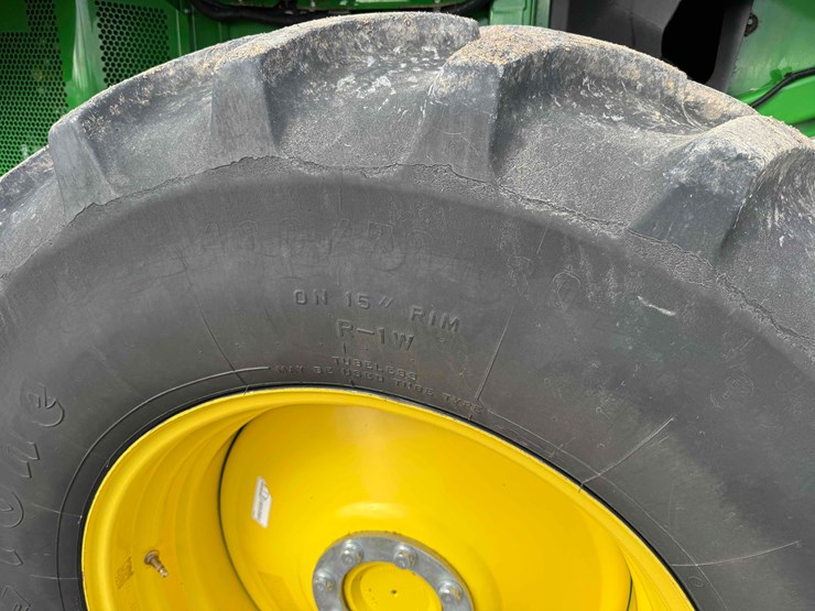 2013-john-deere-s660-image-8
