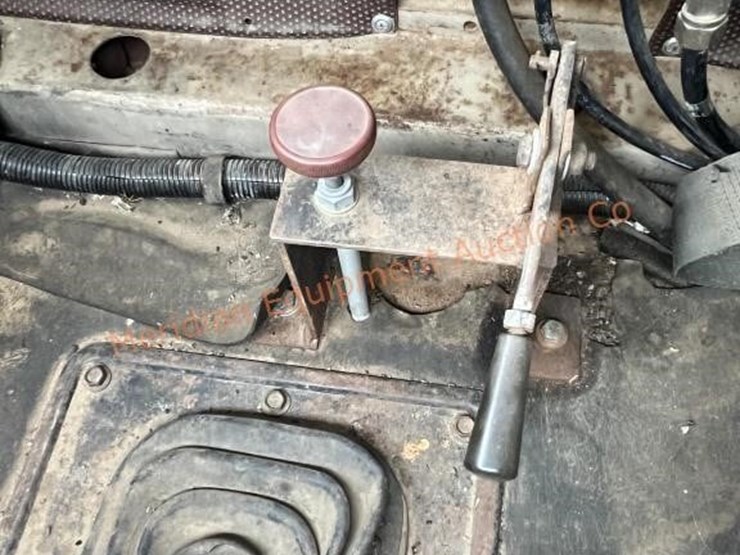 1984-international-s2500-image-29