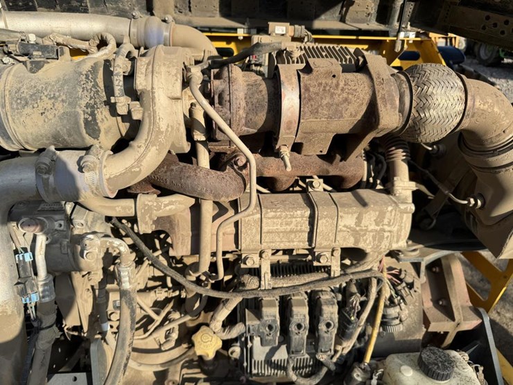 2013-gehl-dl11-image-48