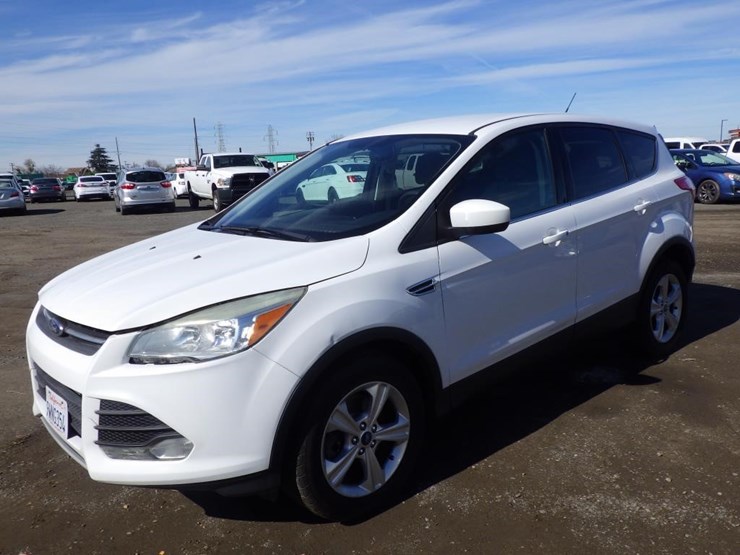 2013-ford-escape-image-1