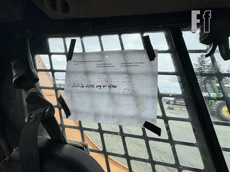 2010-case-445ct-3-image-15