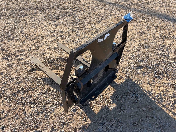 36-in.-mini-universal-fork-frame-v2-image-4