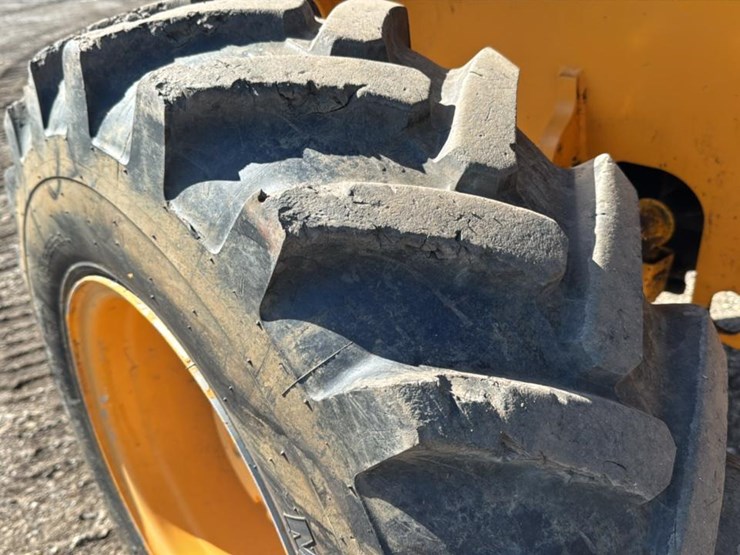 2006-jcb-527-55-image-20