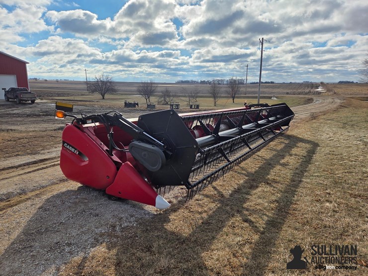 2011-case-ih-3020-image-3