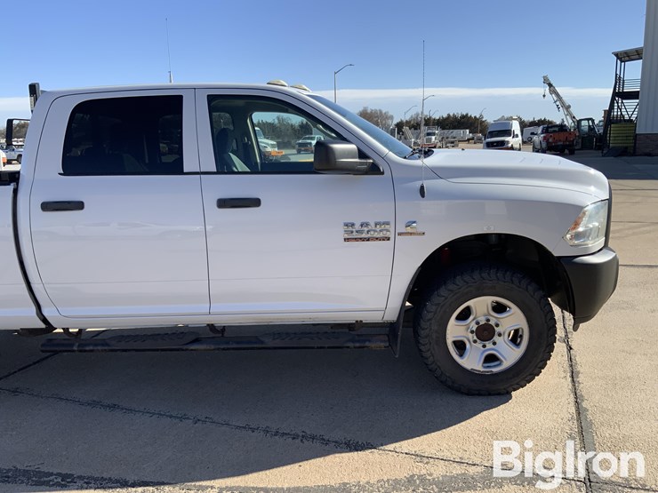 2017-dodge-2500-image-15