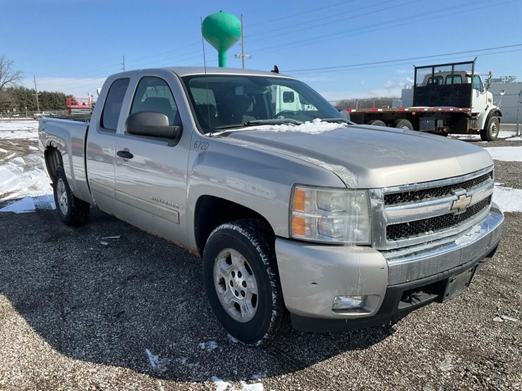 2007-chevrolet-silverado-1500-image-7