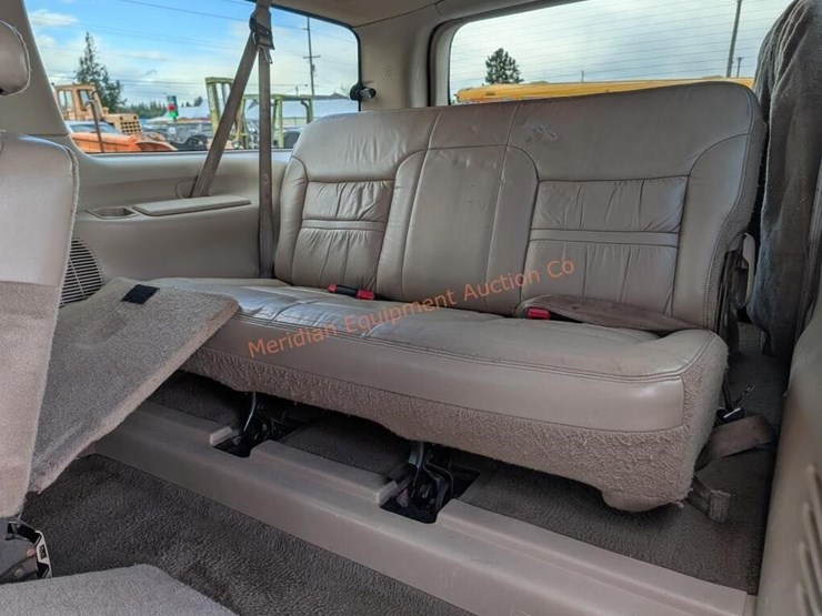 2000-ford-excursion-limited-image-30