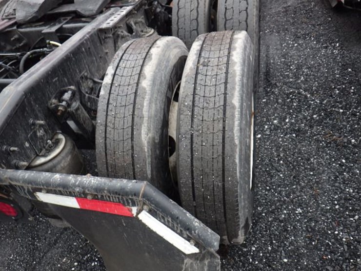 2018-international-prostar-image-7