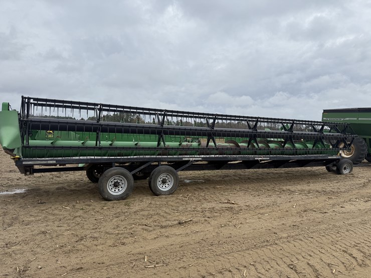 john-deere-635f-image-3