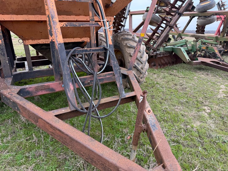 #41024-•-dennis-grain-cart-image-26