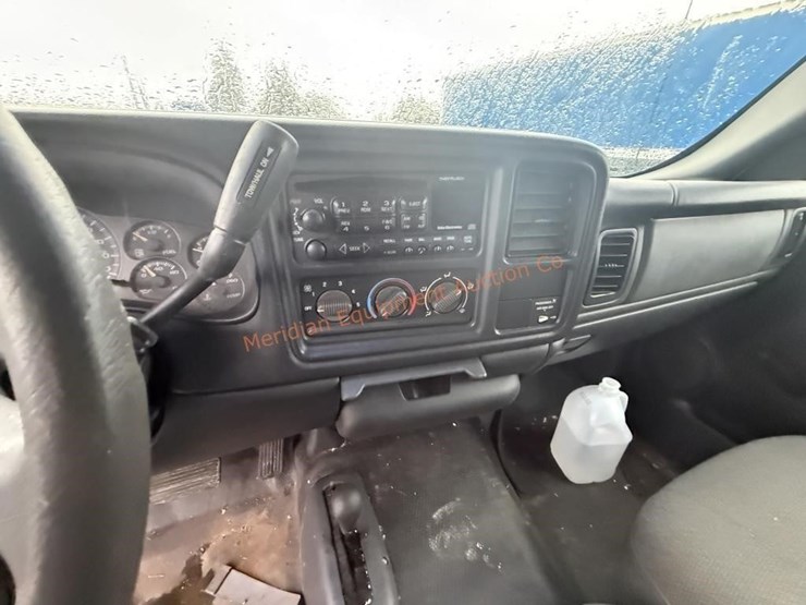 2000-chevrolet-silverado-1500-image-26