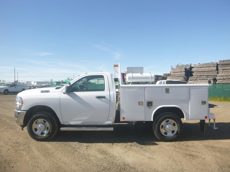 2024-dodge-2500-image-5