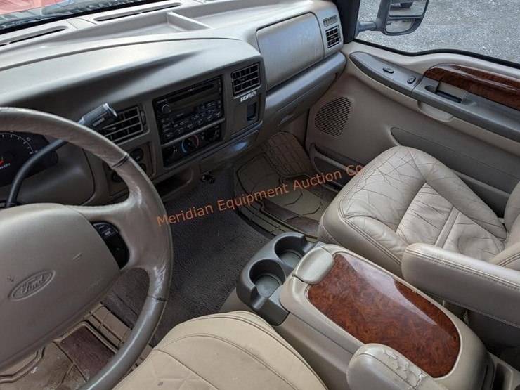 2000-ford-excursion-limited-image-22