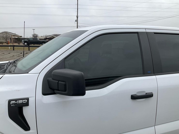 2021-ford-f150-xl-image-16