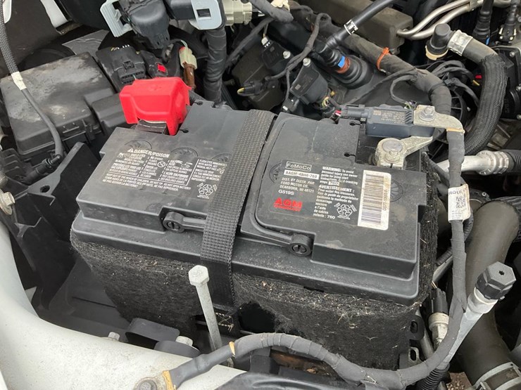 2021-ford-f150-xl-image-46