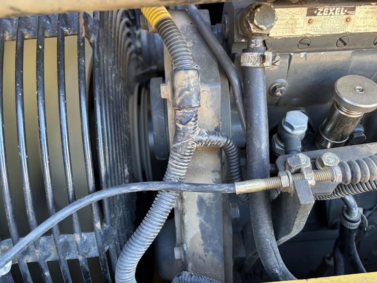 komatsu-pc60-7-image-43