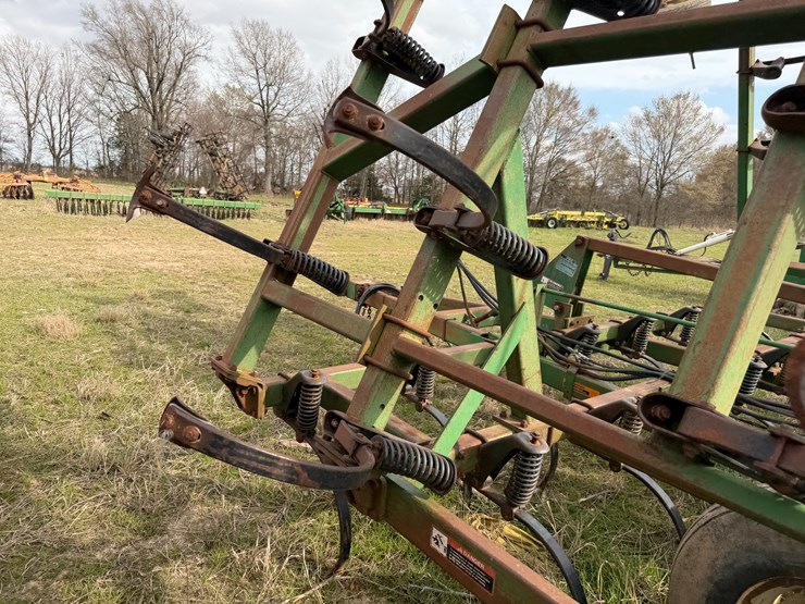 john-deere-40-image-34